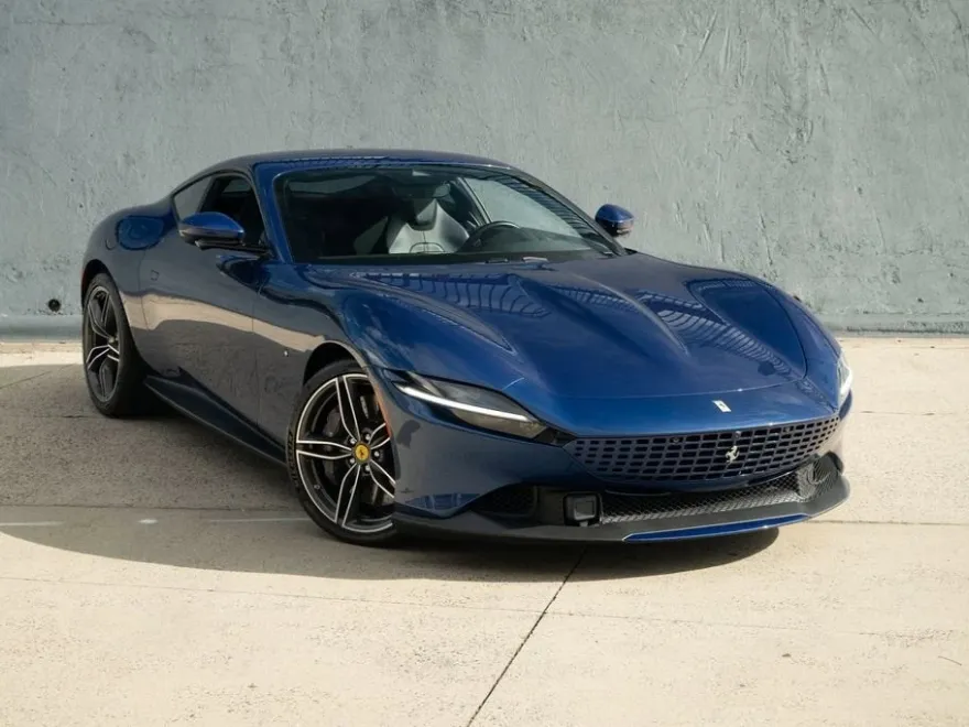 2021 Ferrari Roma Base photo 1