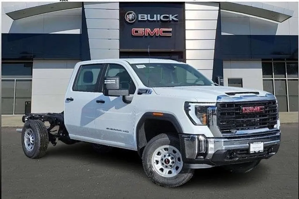 2024 Gmc Sierra 3500 HD Pro photo 1