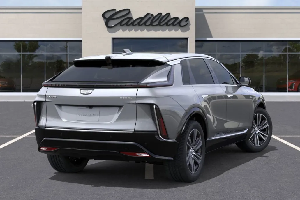 2026 Cadillac Lyriq Luxury photo 1