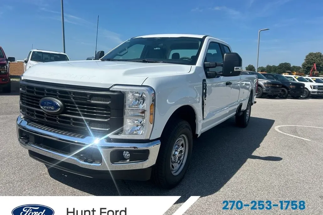 2025 Ford F-350 XL photo 1