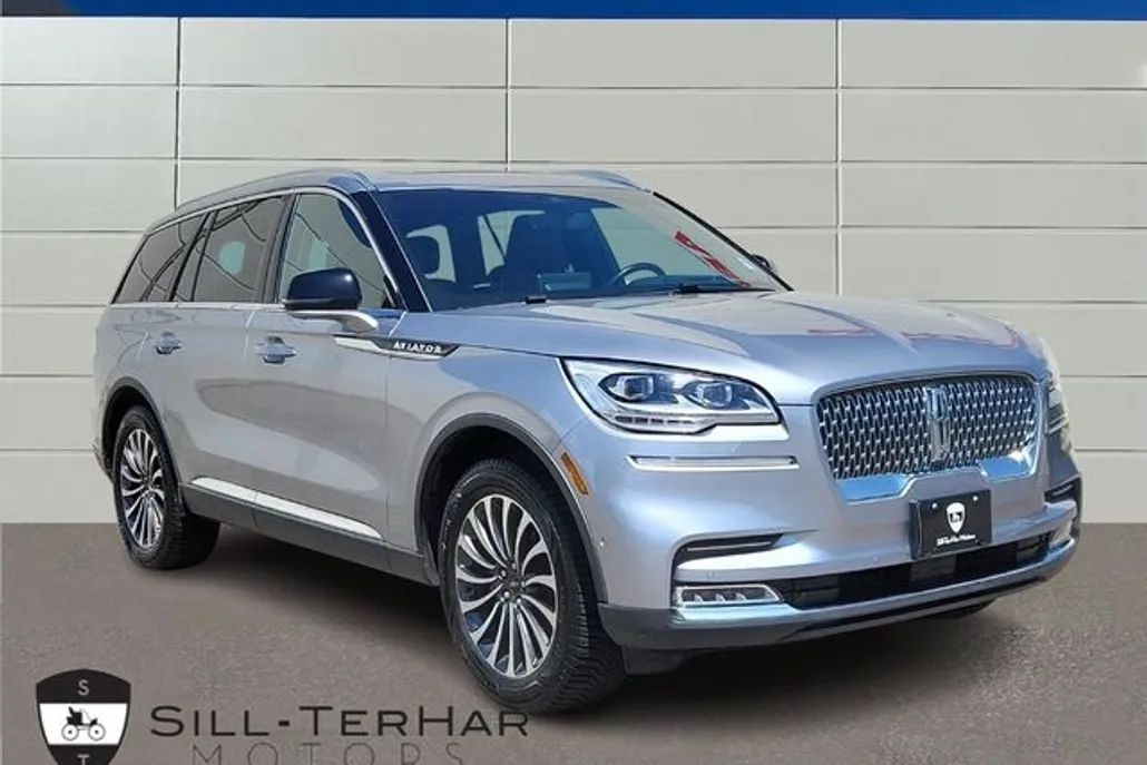 2022 Lincoln Aviator Reserve photo 1