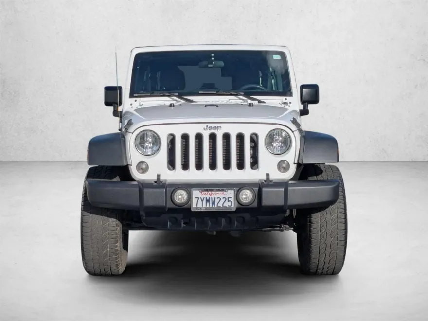 2017 Jeep Wrangler Unlimited Sport photo 1
