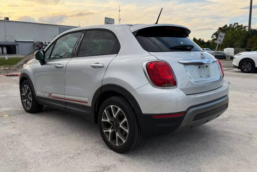 2016 Fiat 500X Trekking photo 1