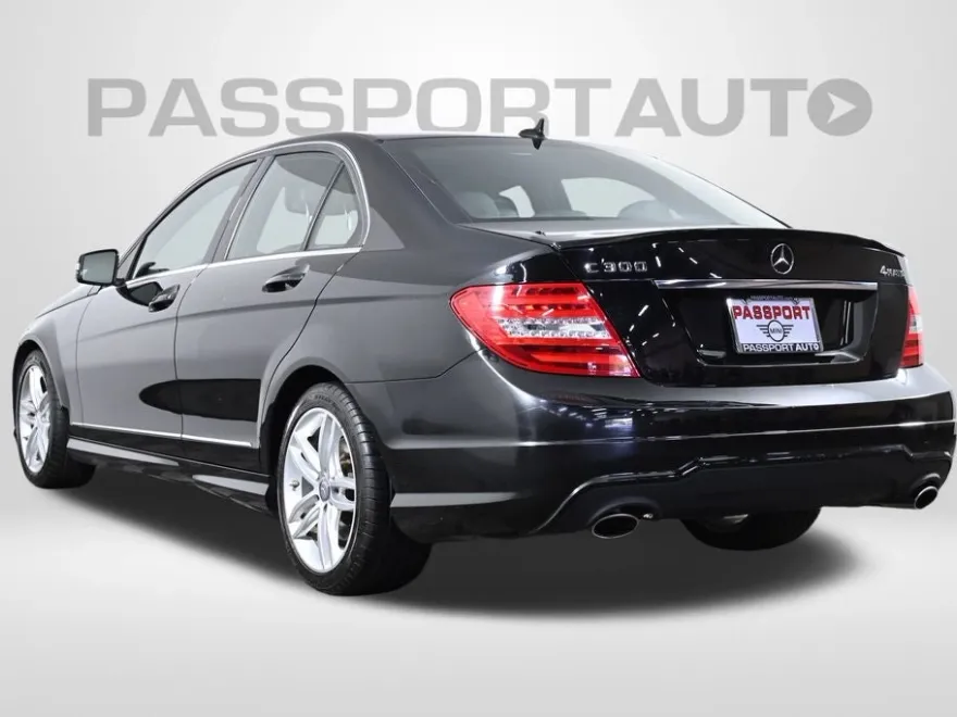 2013 Mercedes Benz C 300 photo 1