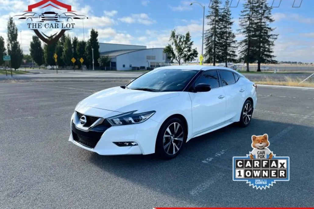 2018 Nissan Maxima photo 1