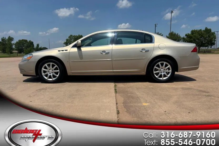 2008 Buick Lucerne CXL photo 1
