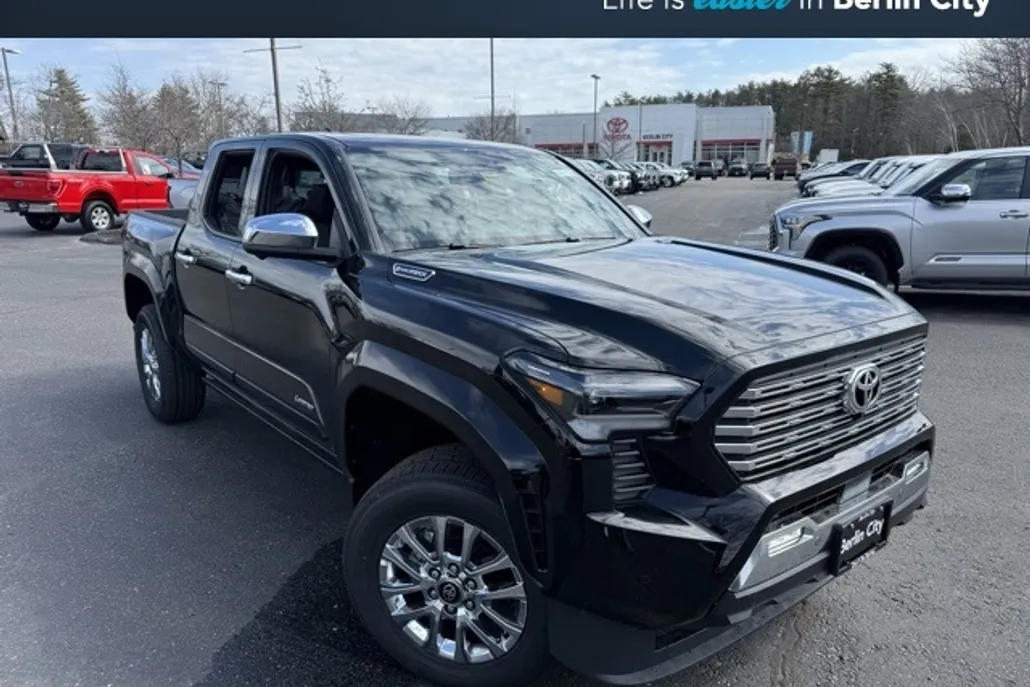 2025 Toyota Tacoma photo 1