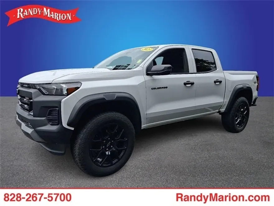 2023 Chevrolet Colorado Trail Boss photo 1