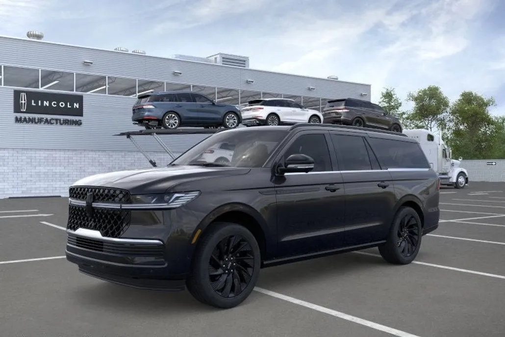2025 Lincoln Navigator L Reserve photo 1