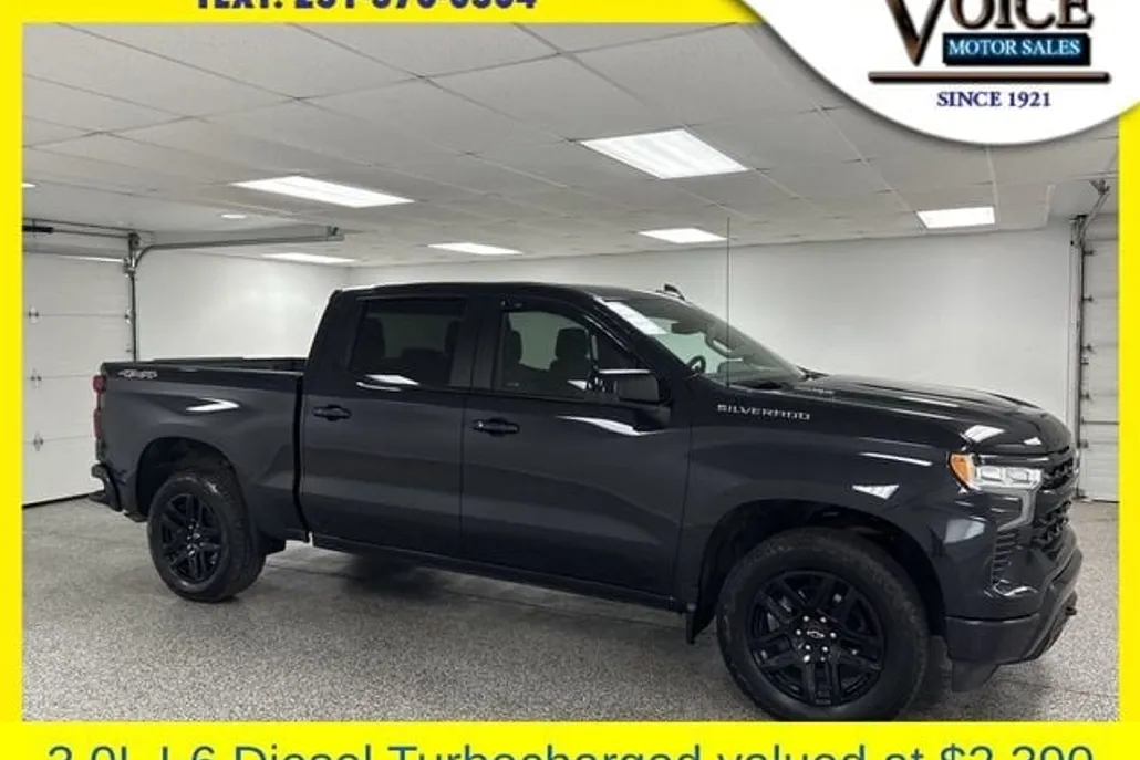 2024 Chevrolet Silverado 1500 RST photo 1