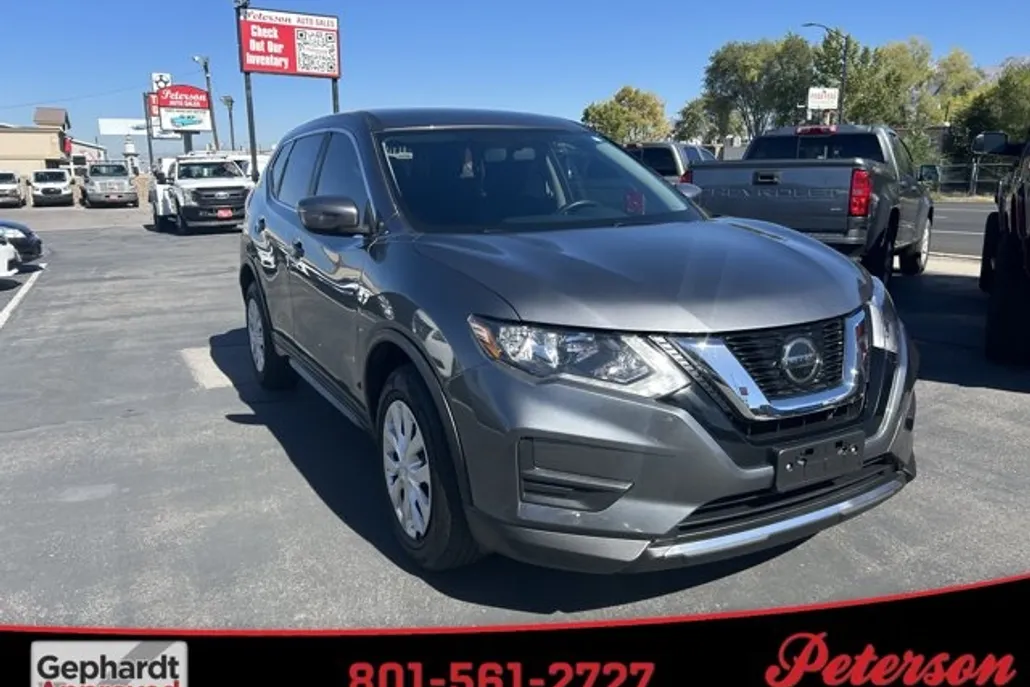 2018 Nissan Rogue S photo 1