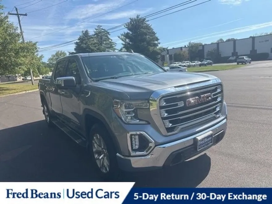 2019 Gmc Sierra 1500 SLT photo 1