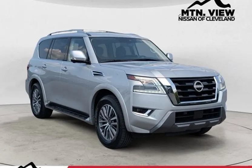 2024 Nissan Armada SL photo 1