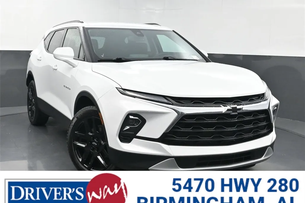 2023 Chevrolet Blazer 2LT photo 1
