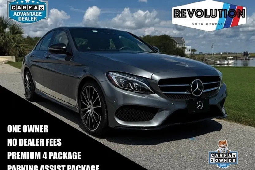 2017 Mercedes Benz C 300 Sedan photo 1