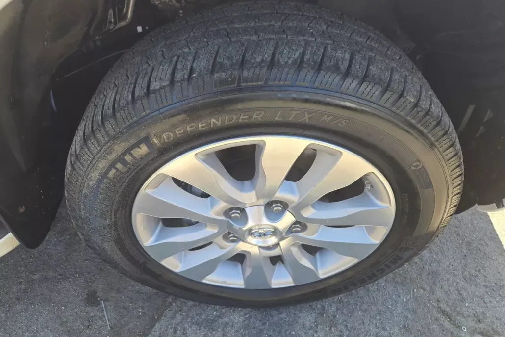 2016 Toyota Sequoia Platinum photo 1