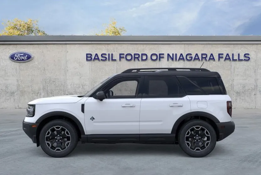 2025 Ford Bronco Sport Outer Banks photo 1