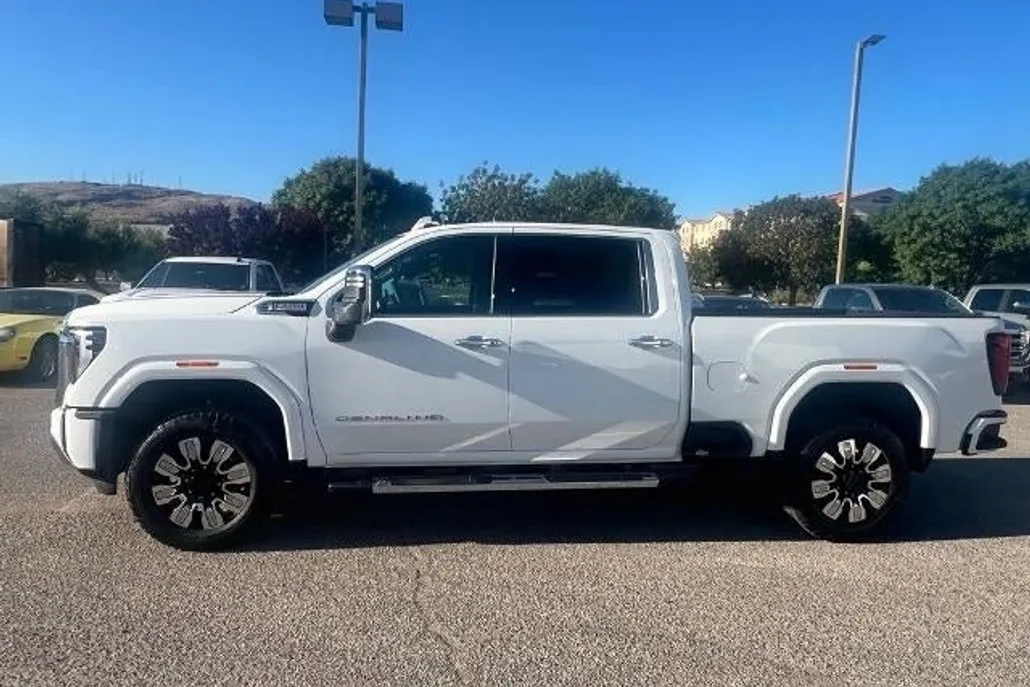 2025 Gmc Sierra 2500 HD Denali photo 1
