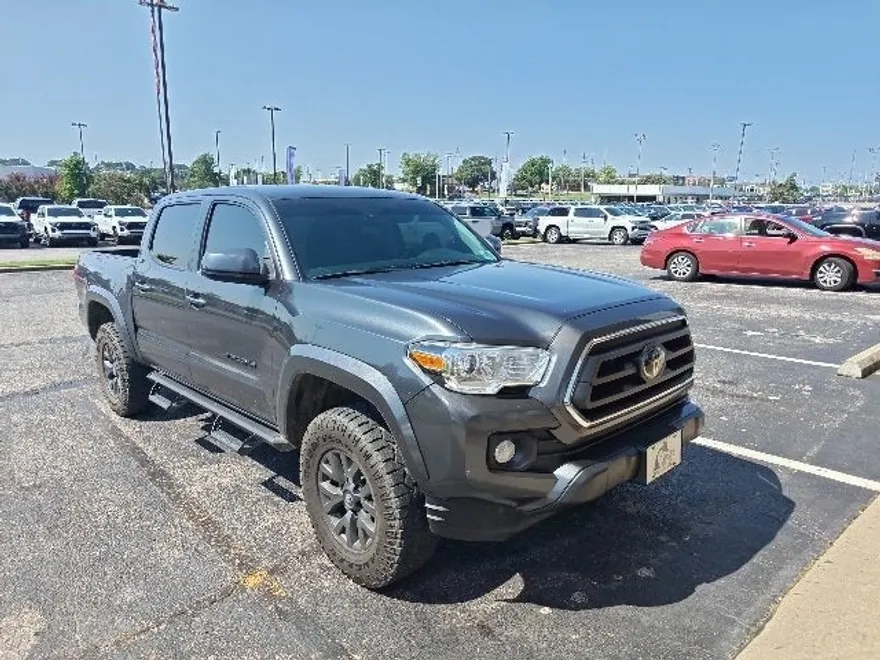 2023 Toyota Tacoma 4x4 SR photo 1
