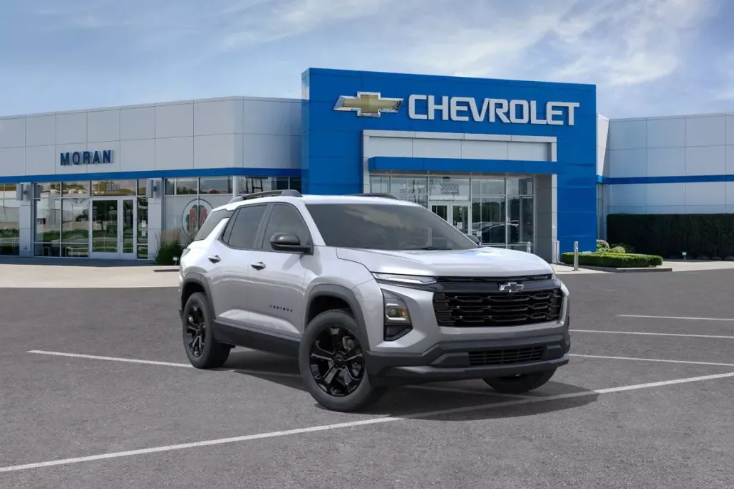 2026 Chevrolet Equinox LT photo 1