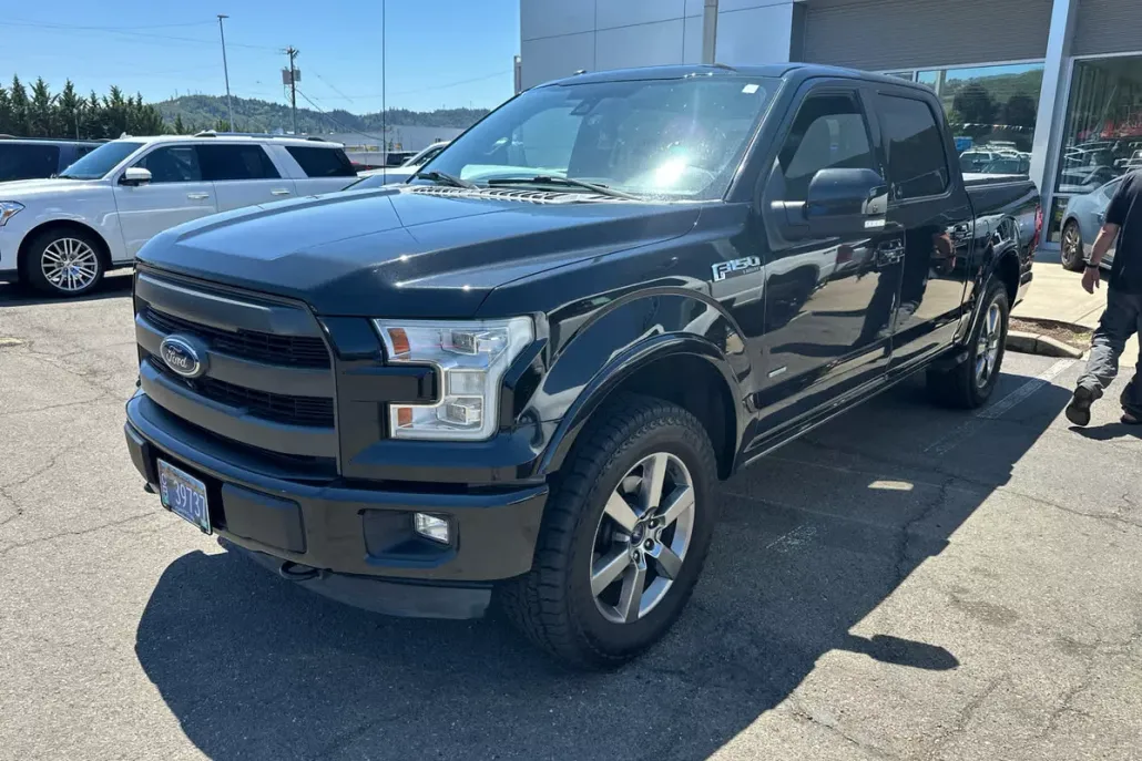 2015 Ford F-150 Lariat photo 1