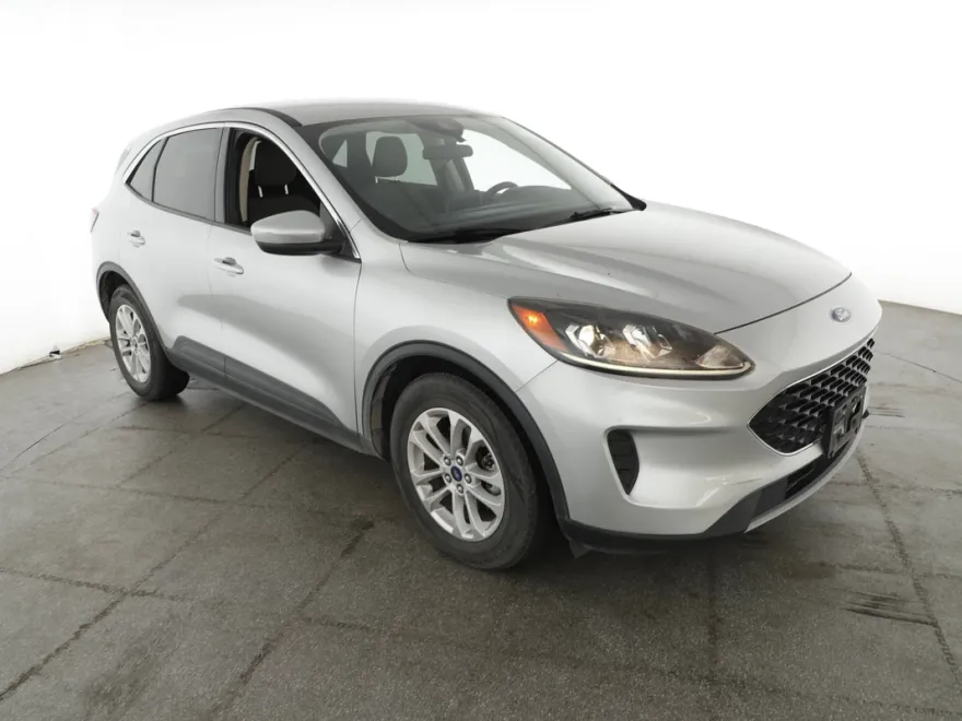 2020 Ford Escape SE photo 1