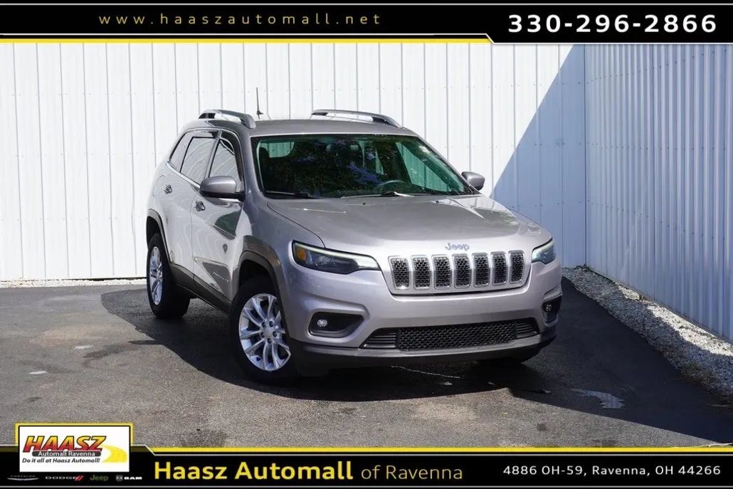 2019 Jeep Cherokee Latitude photo 1