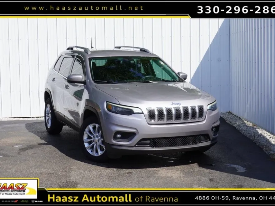 2019 Jeep Cherokee Latitude photo 1