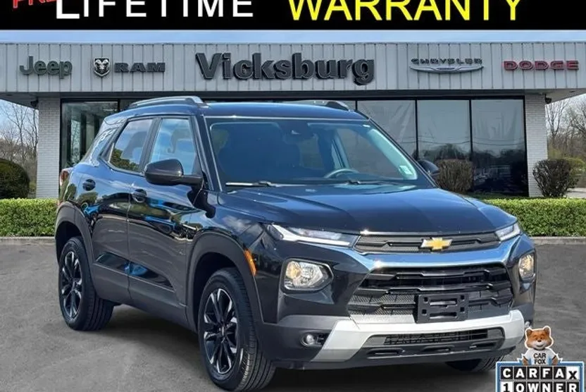 2023 Chevrolet Trailblazer LT photo 1