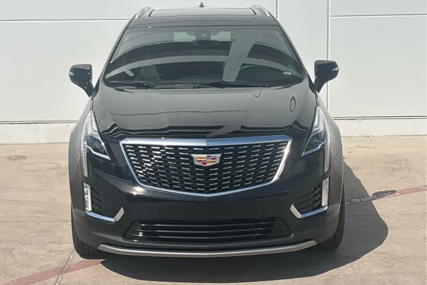 2025 Cadillac XT5 Premium Luxury photo 1