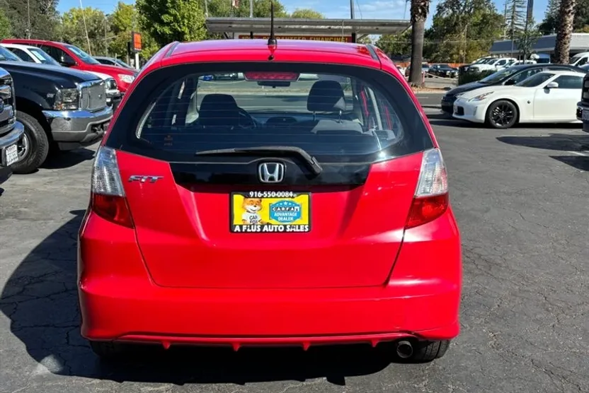 2013 Honda Fit photo 1