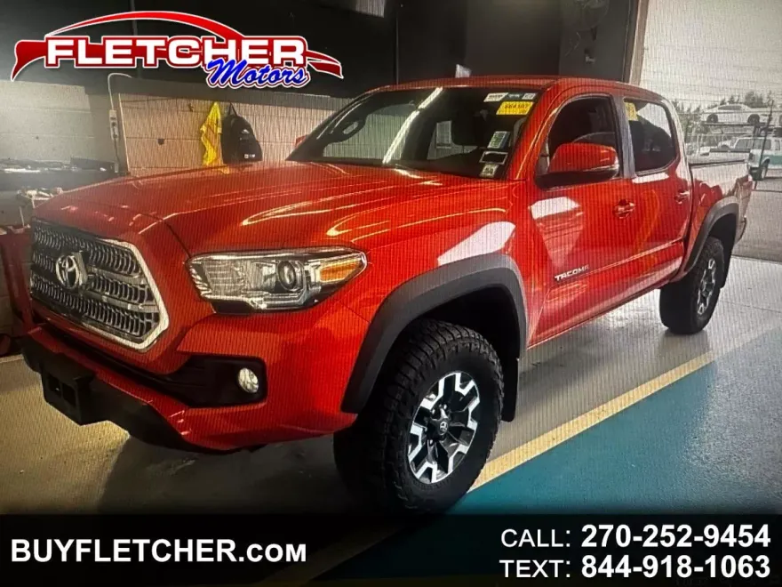 2017 Toyota Tacoma TRD photo 1