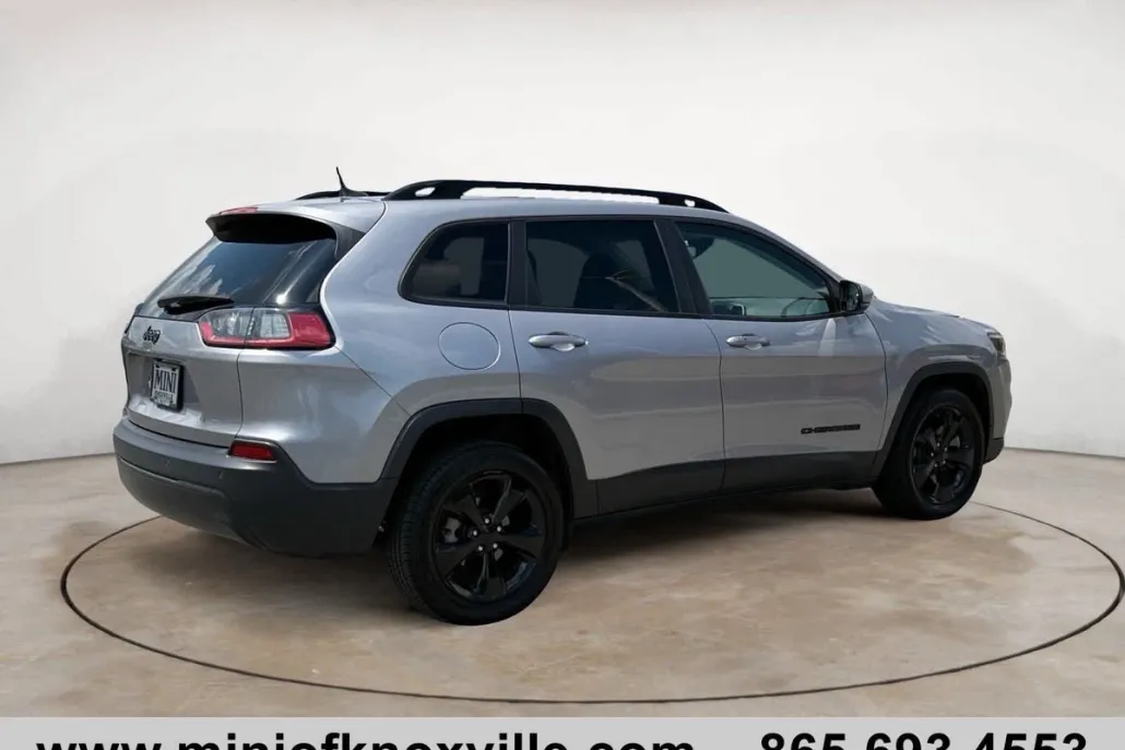 2019 Jeep Cherokee Altitude photo 1
