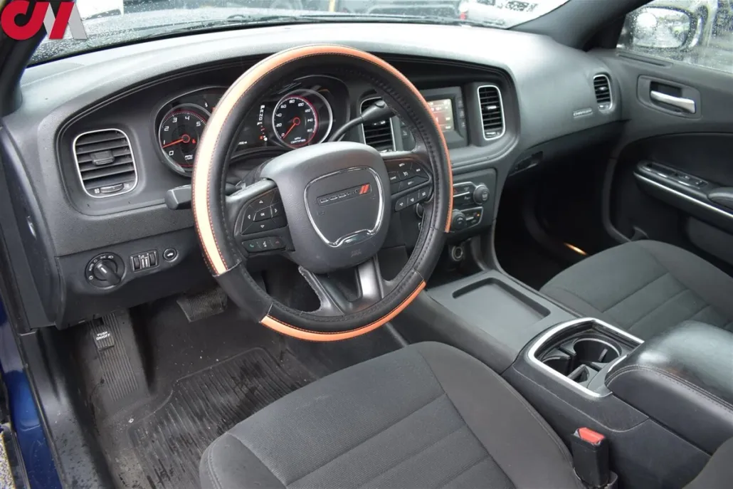 2017 Dodge Charger photo 1