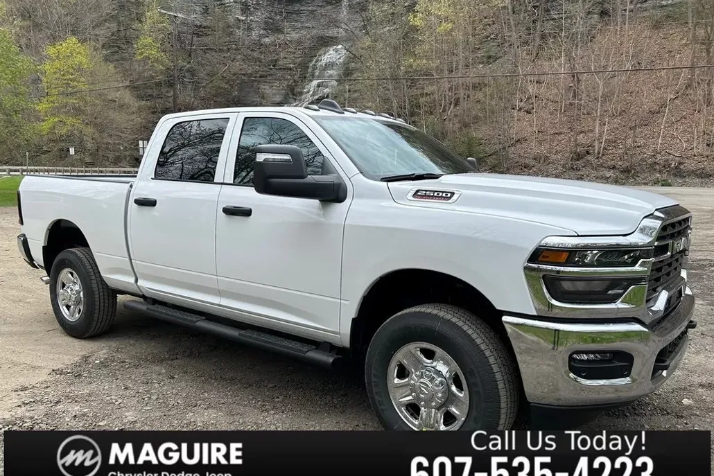 2025 Ram 2500 Tradesman photo 1