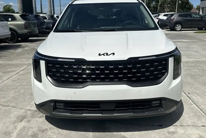 2026 Kia Carnival SX Prestige photo 1