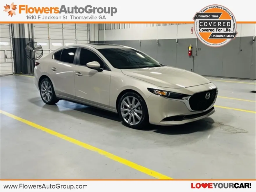 2022 Mazda Mazda3 Preferred photo 1