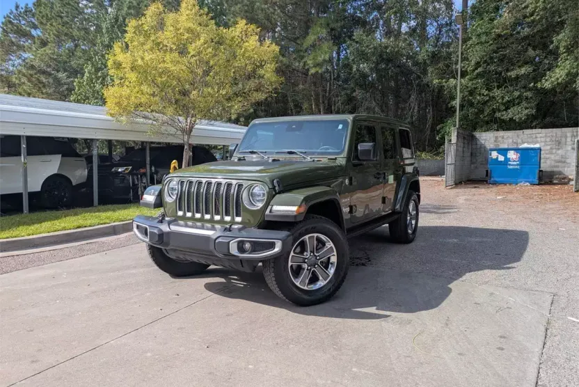 2020 Jeep Wrangler Unlimited Sahara photo 1