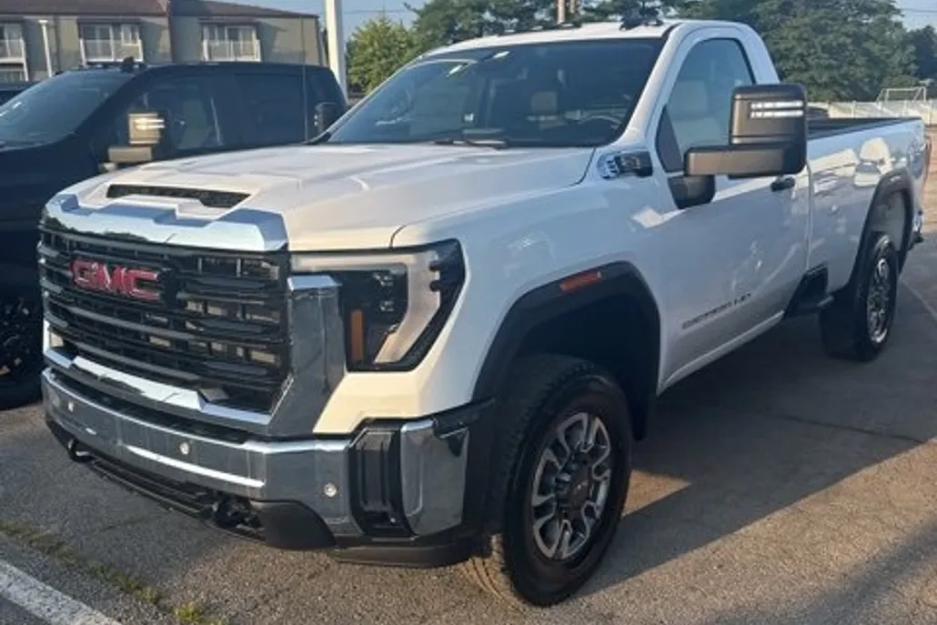 2025 Gmc Sierra 3500 Pro photo 1