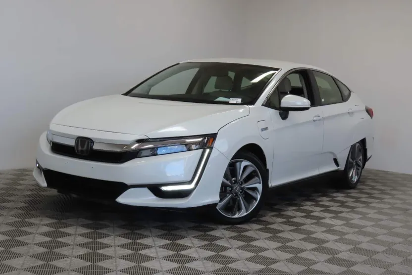 2018 Honda Clarity Plug-In Hybrid photo 1
