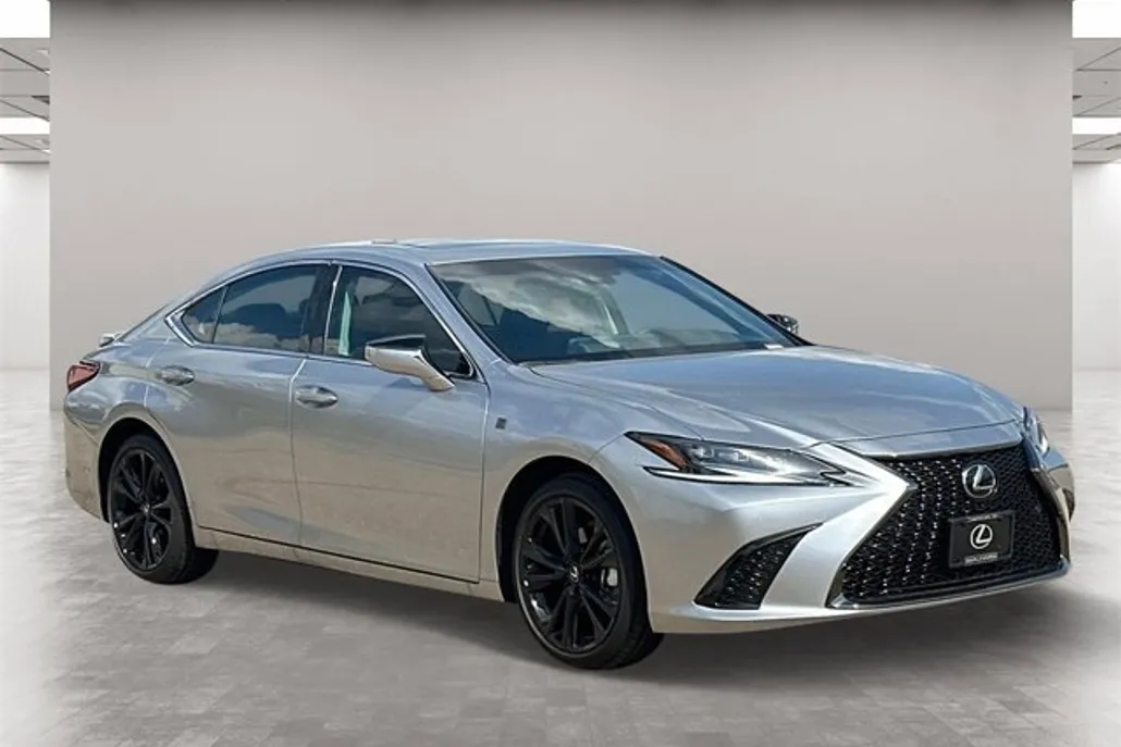 2025 Lexus ES 300h F SPORT Design photo 1