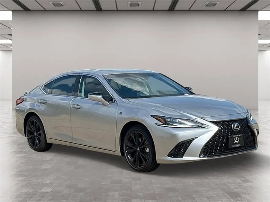 2025 Lexus ES 300h F SPORT Design photo 1