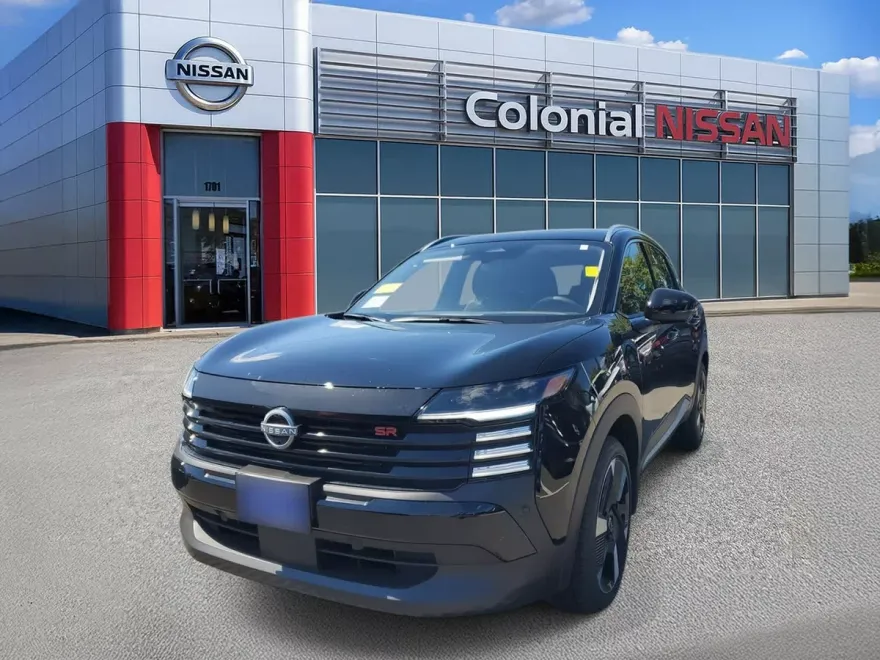2025 Nissan Kicks SR photo 1