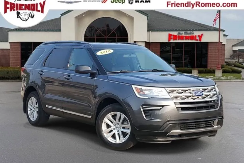 2018 Ford Explorer XLT photo 1