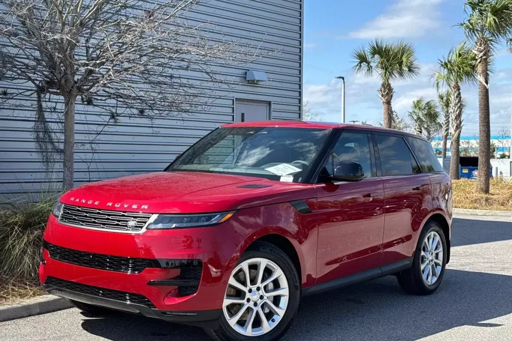 2025 Land Rover Range Rover Sport photo 1