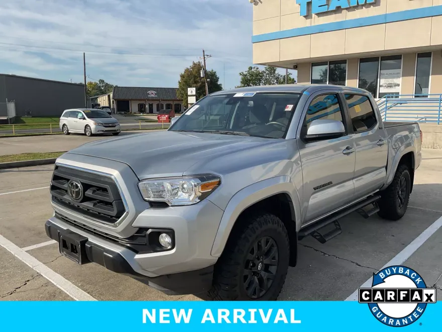 2023 Toyota Tacoma SR5 photo 1