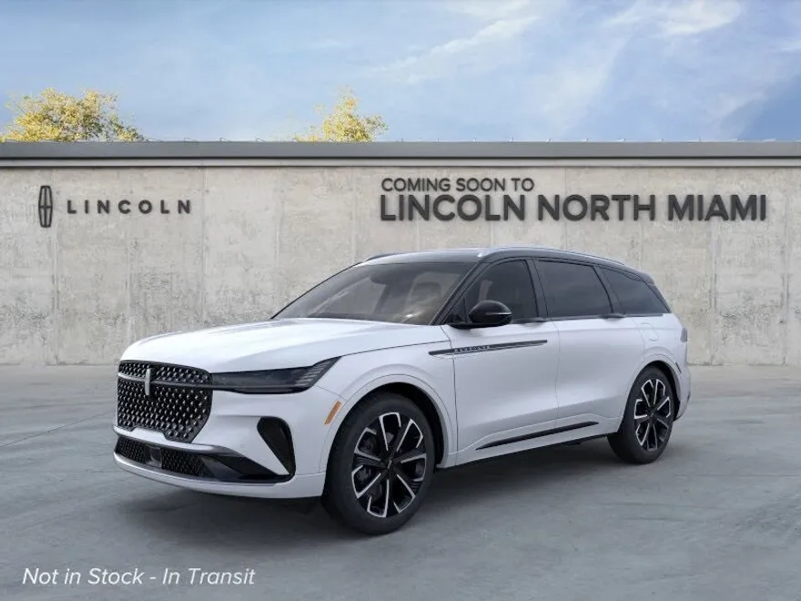 2025 Lincoln Nautilus Reserve photo 1