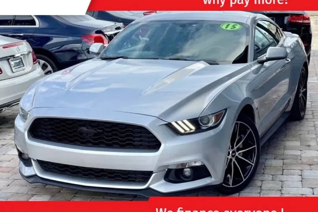 2015 Ford Mustang EcoBoost photo 1