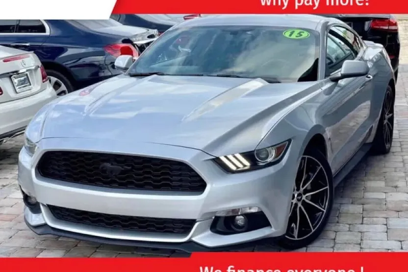 2015 Ford Mustang EcoBoost photo 1