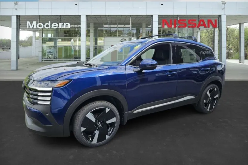 2025 Nissan Kicks SR photo 1